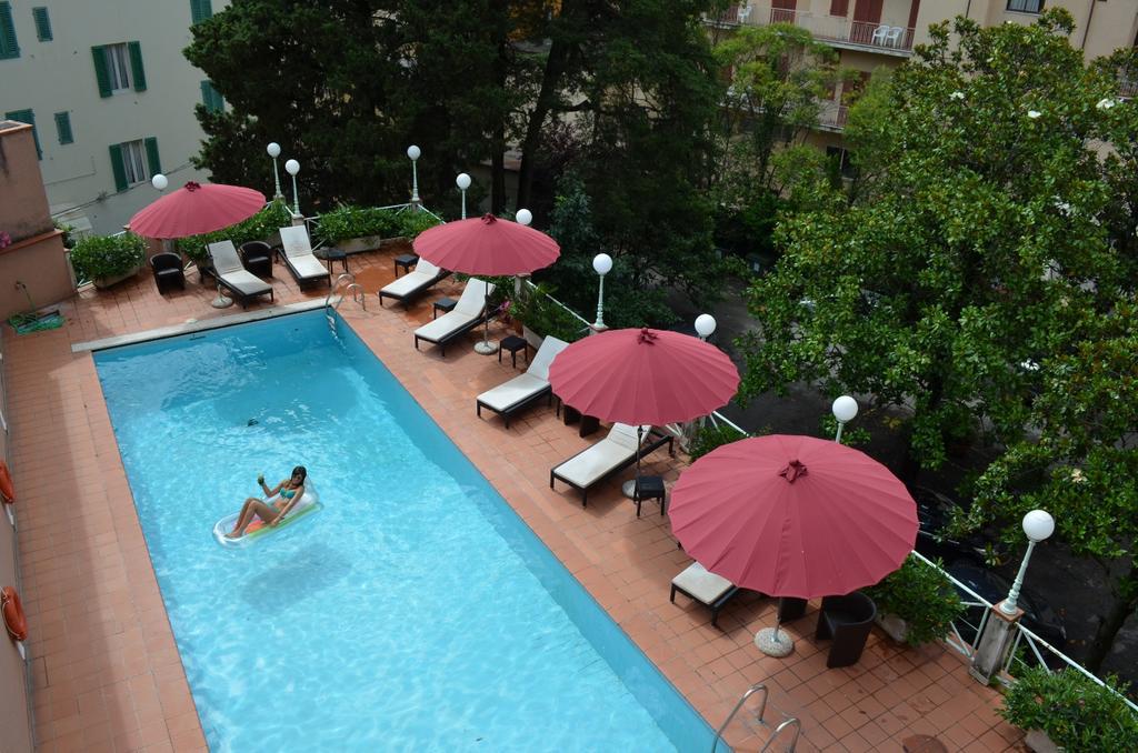 Grand Hotel Nizza Et Suisse Montecatini Terme Bagian luar foto